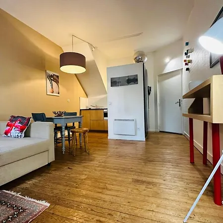 Appartement Standing T2 Near The Train Station And Shops *